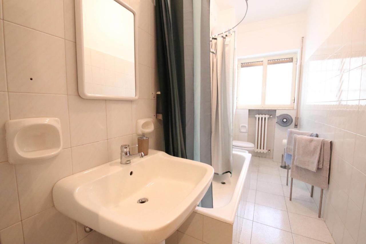 Cavour & Savoia Hotell Bari Exteriör bild