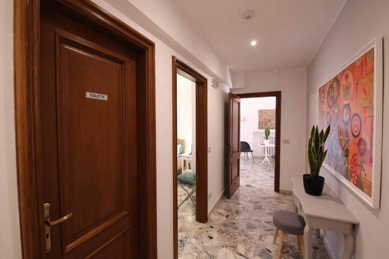 Cavour & Savoia Hotell Bari Exteriör bild